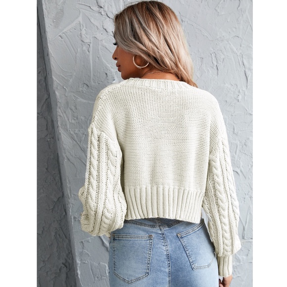 2 Piece Knit Set: White Tube Top & Cardigan - Picture 2 of 6